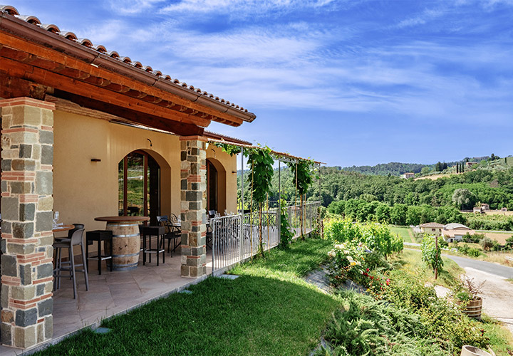 Lucca Wineries